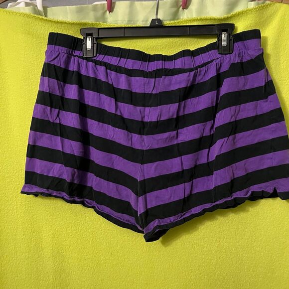 Tim Burton Nightmare Before Christmas Striped Sleep Shorts PJ Disney Purple xl - Picture 4 of 5